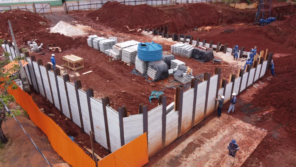 Cortina de Contenção Pré-Moldada: Eficiência e Praticidade